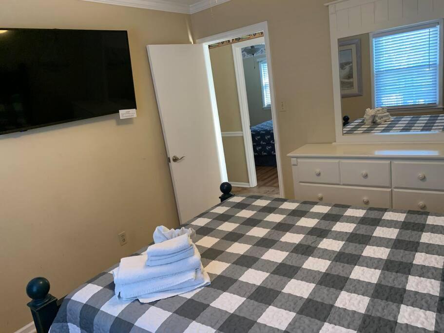 Beach Breeze 3, Pet Friendly, Walking Distance To Atlantic Ocean Free Parking Myrtle Beach Eksteriør billede