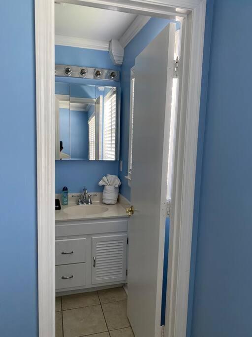 Beach Breeze 3, Pet Friendly, Walking Distance To Atlantic Ocean Free Parking Myrtle Beach Eksteriør billede